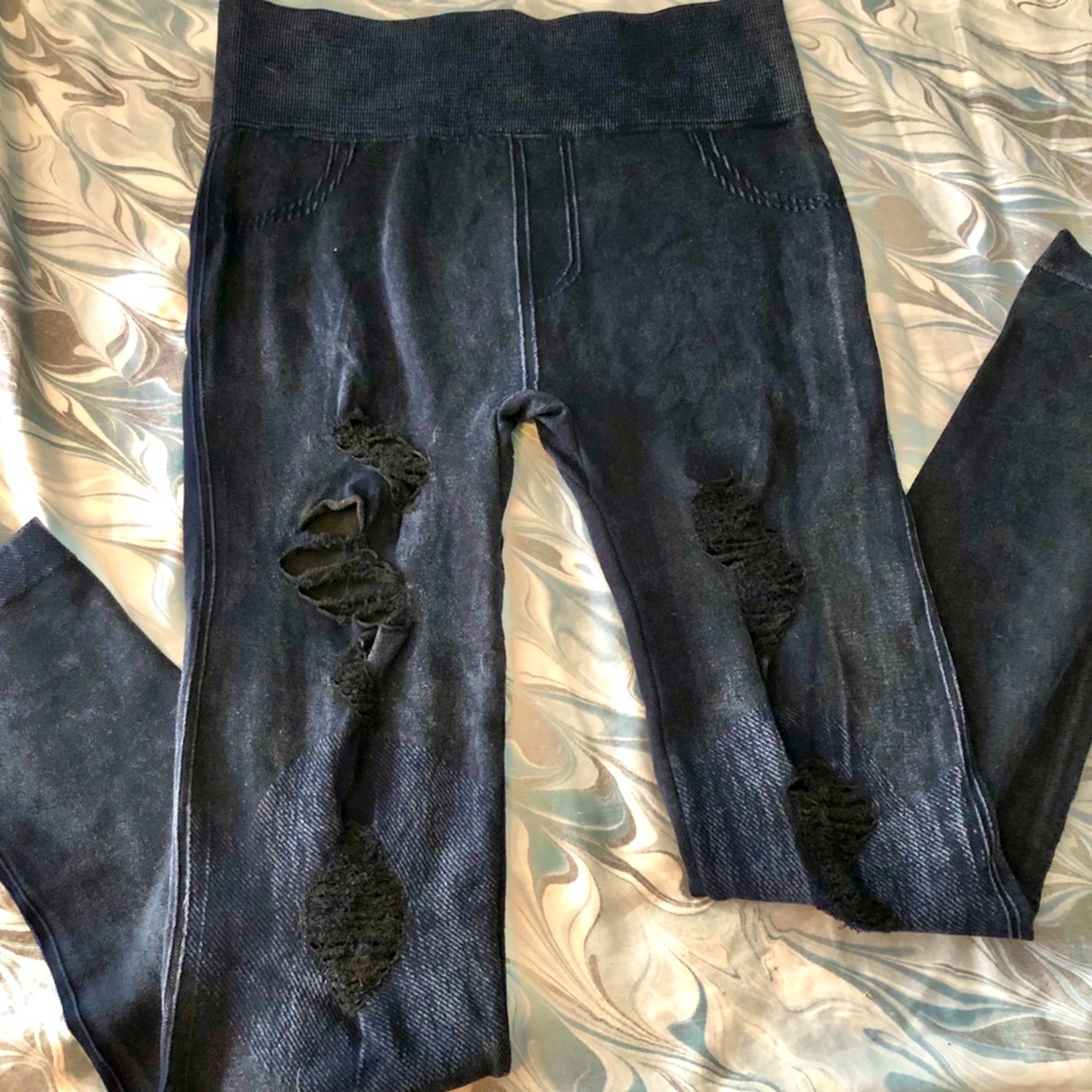 Distressed Jeggings